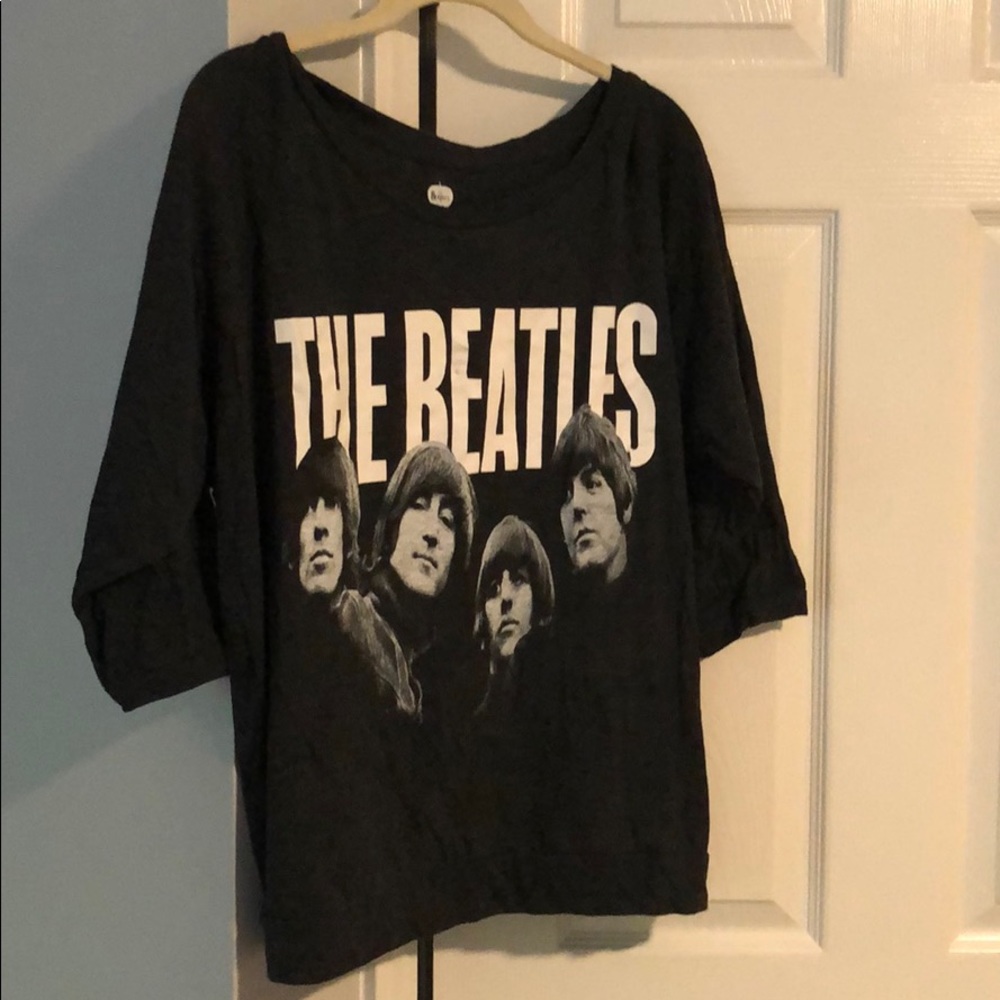 The Beatles Off Shoulder / Loose Concert Shirt XL
